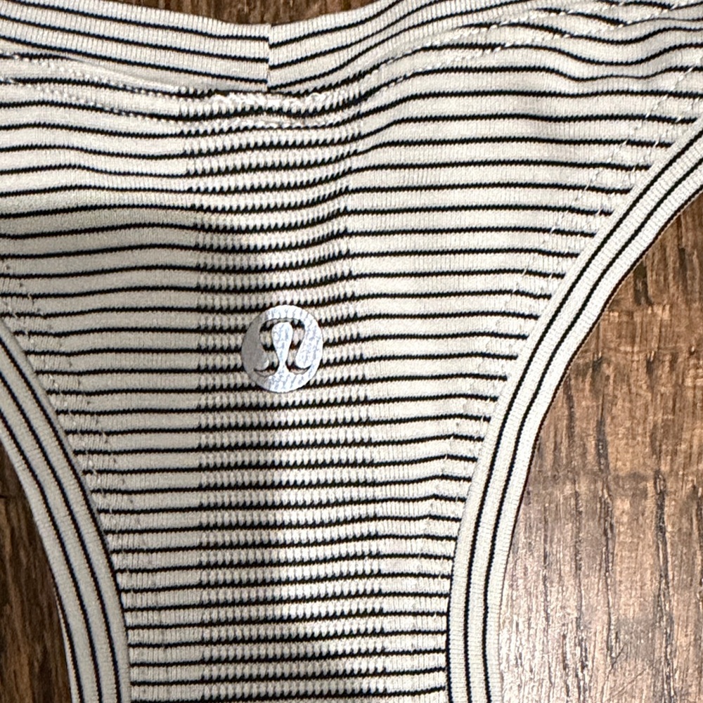 Lululemon Athletica swiftly racer back tank hip length - Picture 6 of 7